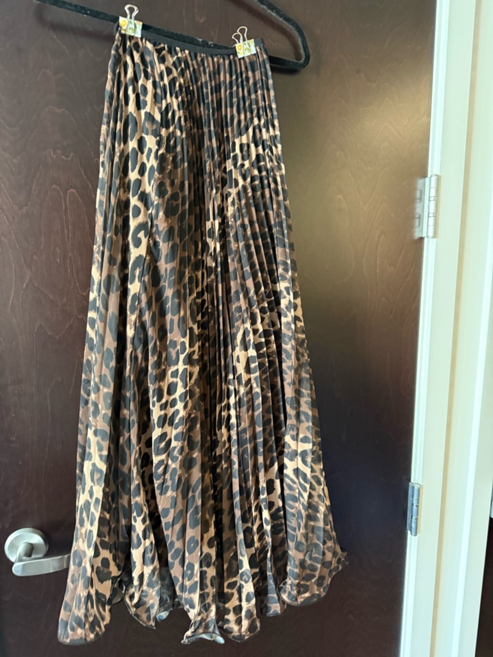 H&M Pleated Leopard Maxi Skirt